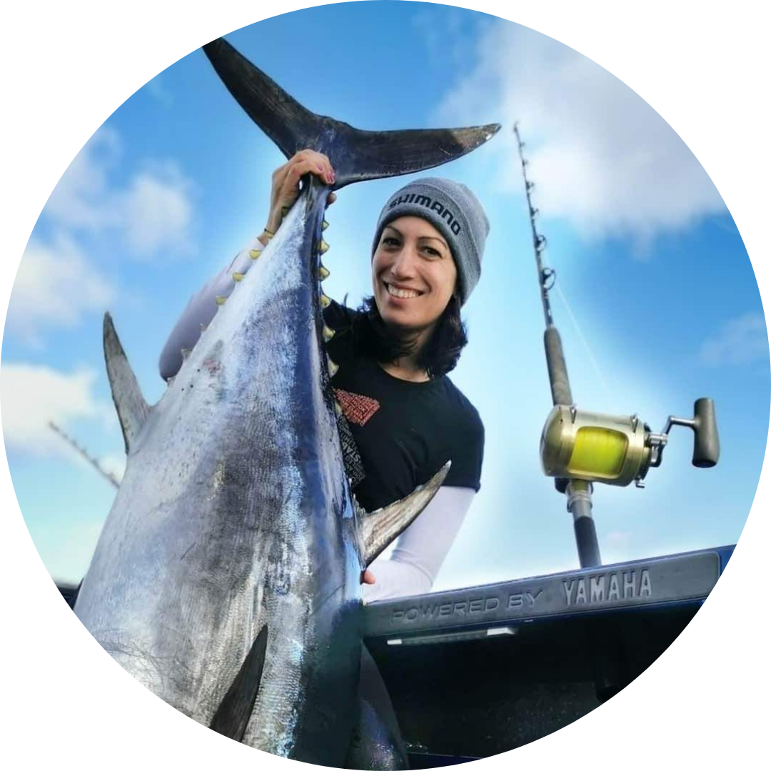 profile picture of captain gene holding a snapper